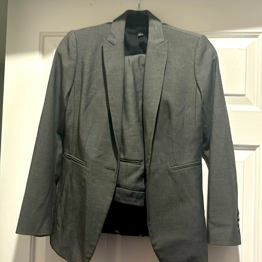 Ann Taylor Grey Pantsuit Set